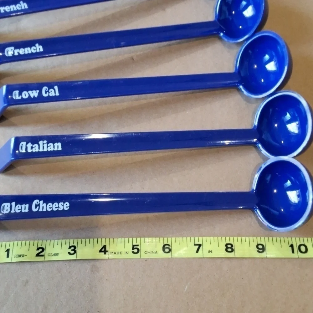 Cambro 6 Royal blue salad dressing scoop ladel 10 inches